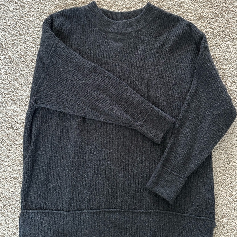 Aerie Charcoal Oversized Sweater size small